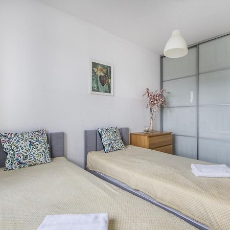 Gama Home Wyspowa 1 Varšava Exteriér fotografie